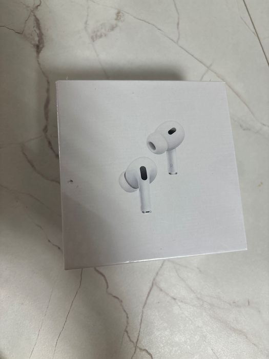 Наушники AirPods