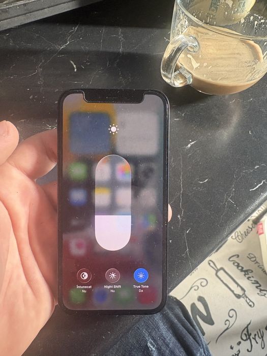 Iphone 12 mini 256 GB 84% baterie
