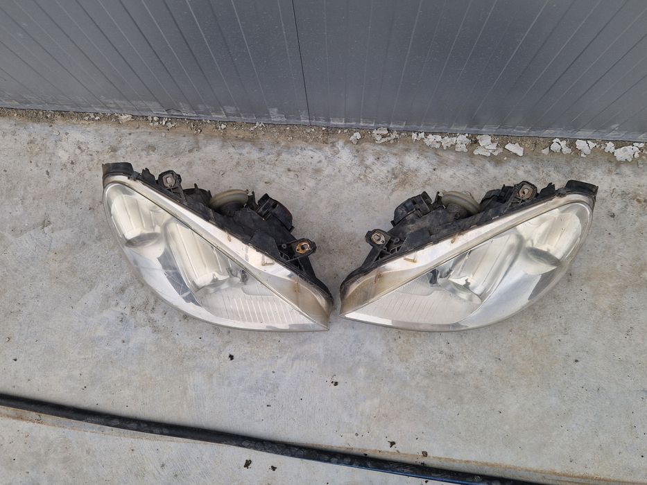 Фарове Б класа w245