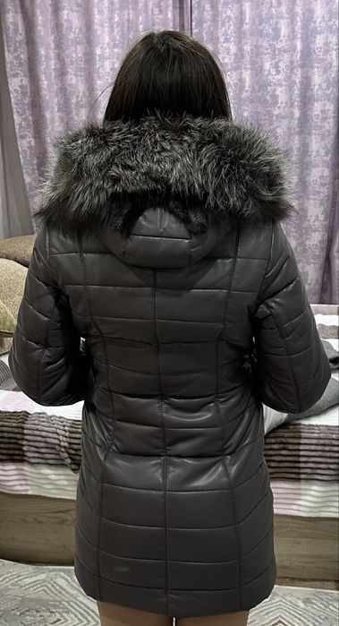 Продам зимнюю куртку