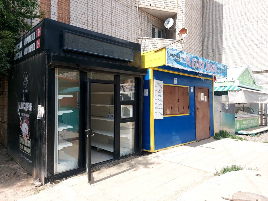 Продам Киоск витражный