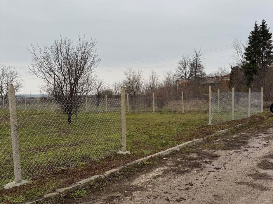 Циментови колове,диреци ограда двор мрежа,стойки,кошери,мрежа