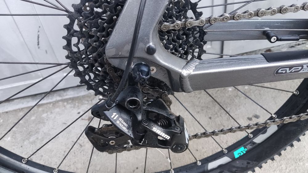 Планински, електрически велосипед Haibike 3 рамка S. За дете или момиче.