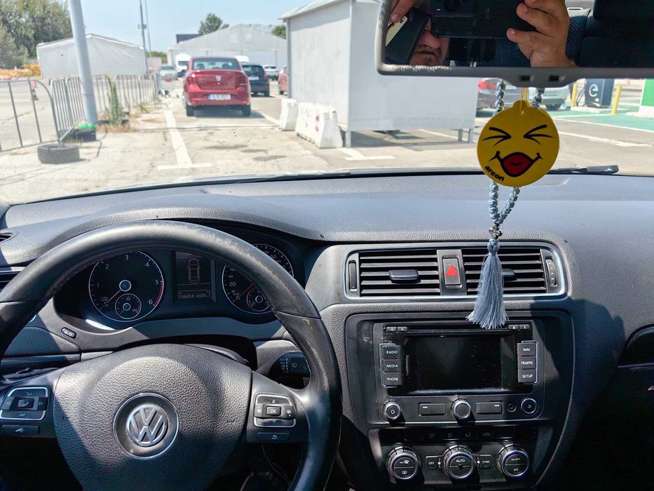 Autoturism vw jetta 1.6 tdi 105cp 2013