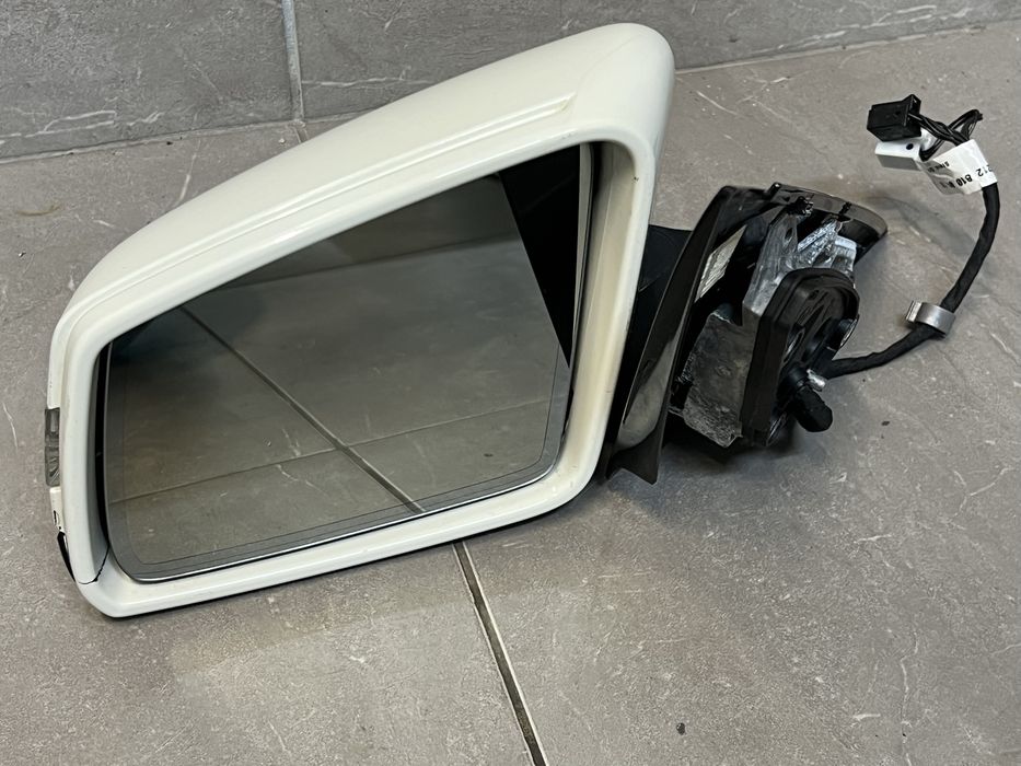 Ляво Огледало за Мерцедес w212 w204 ц класа е класа глк