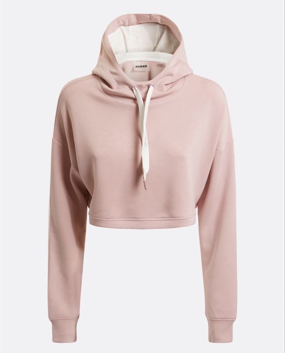 Hanorac Guess in stare foarte buna