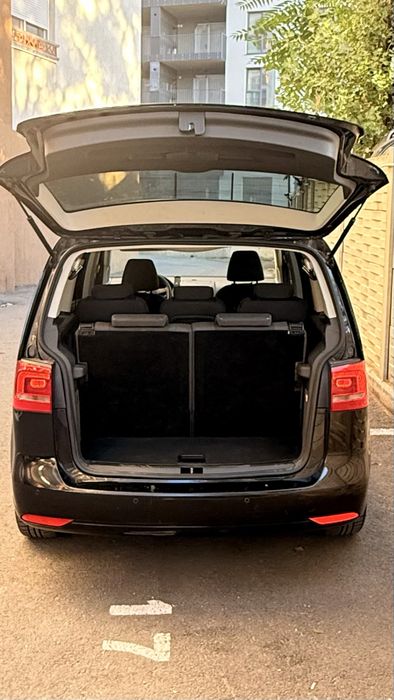 VW Touran 2012 1.6 TDI 7 Locuri Climatronic CarPlay Cameră Marșarier