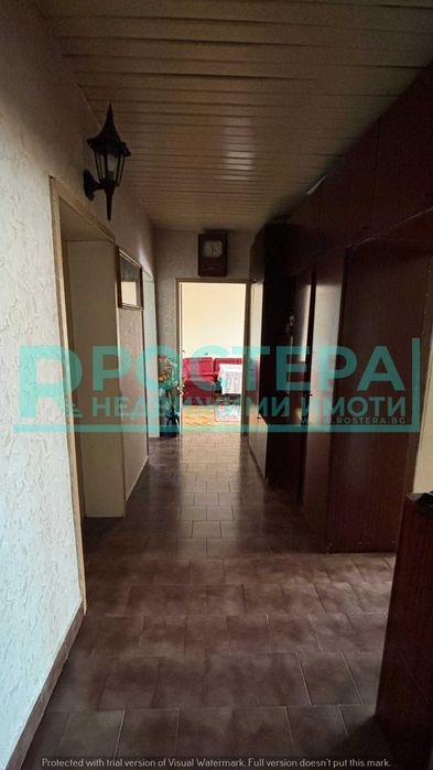 Многостаен Етаж от Къща - кв. Вароша