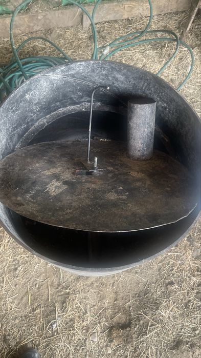 Продам кормодробилку