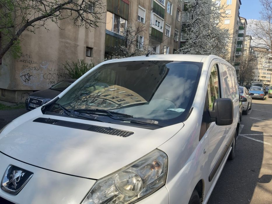 Autoutilitara de vânzare