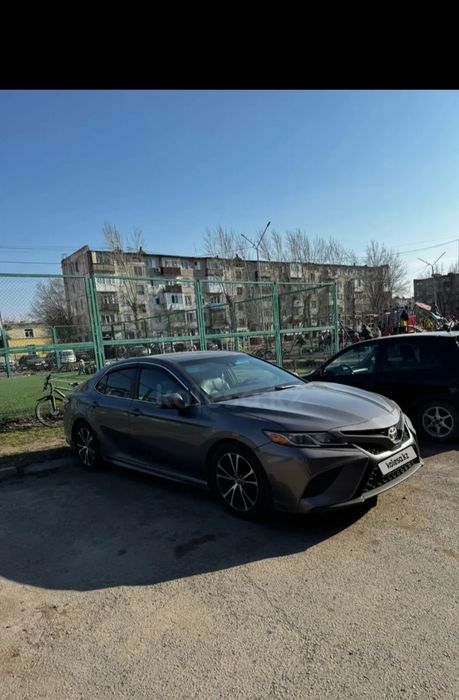 235/50/18 комплект