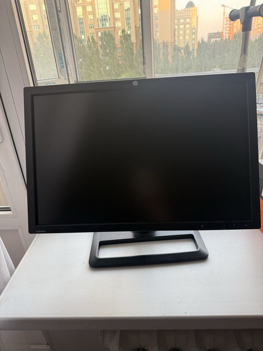 монитор HP ZR2440w