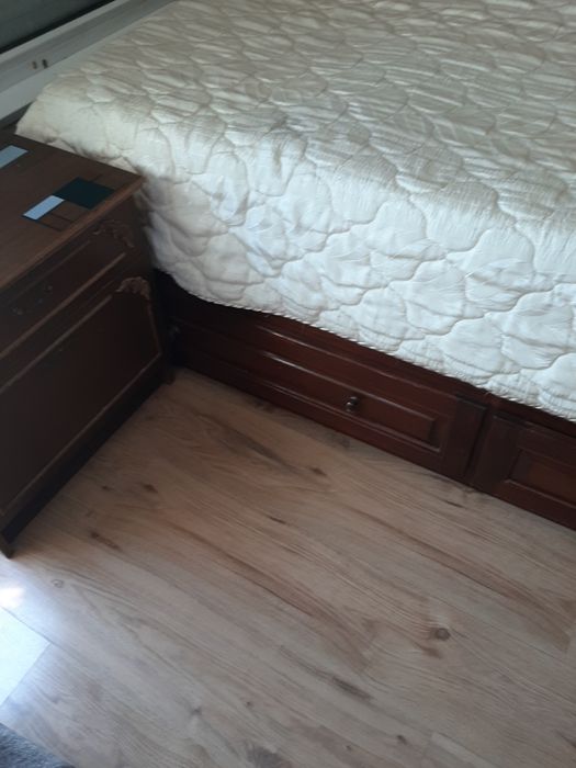 Единично легло от масивна  дървесина + матрак
