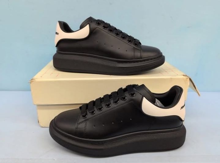 Alexander Mcqueen
