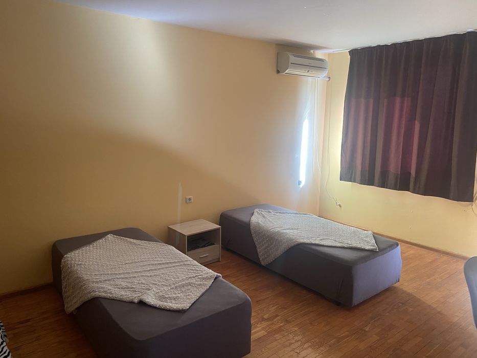 Дава се под наем Едностаен апартамент в Велико Търново, Център - 40 кв.м за 278.97 € - Снимка #2