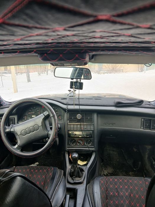 Продам машину Ауди Б4