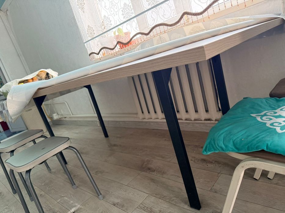 Кухонный стол сатылады. Доставка бар