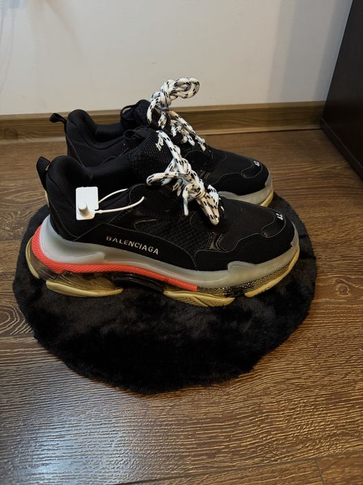 Balenciaga triple s barbati