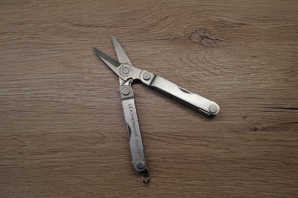 Multitool X2 Leatherman Micra si Squirt P4 USA stare perfecta cutit