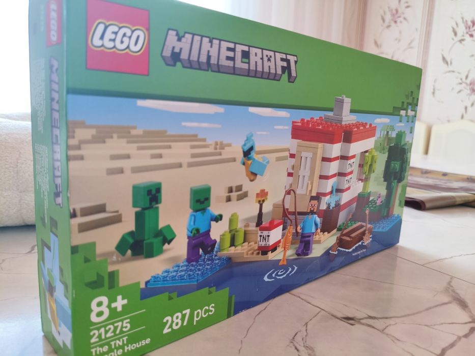 LEGO MINECRAFT 21275 The TNT Jungle House