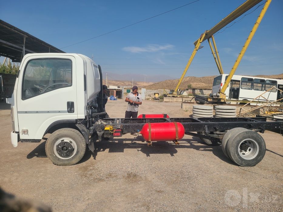 Isuzu 2009й шасси холда сотилади