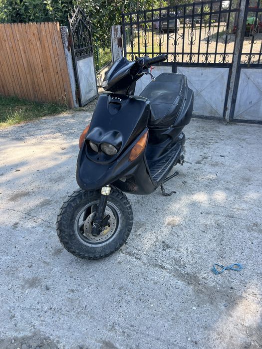 Scuter yamaha mbk 49