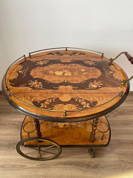 Masă decorativă deosebita stil talian