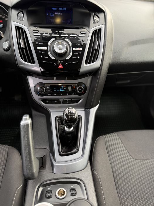 De vanzare Ford Focus 1.0 benzina Accept si variante +/-