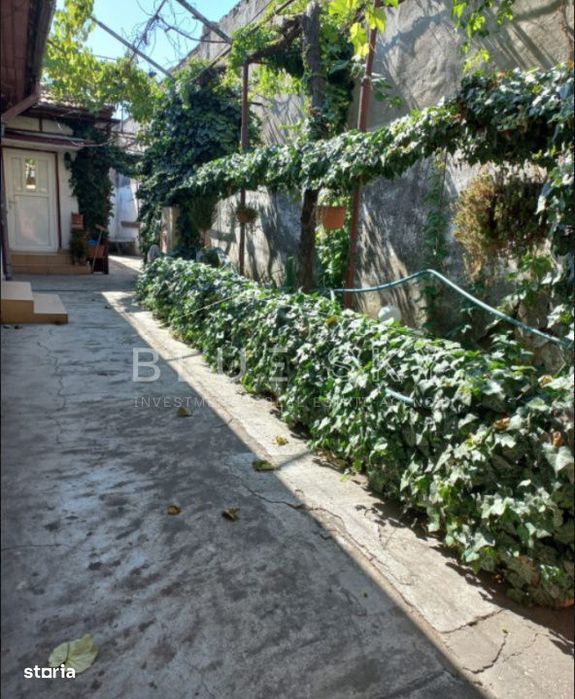 Teren de 435mp cu utilitati si deschidere 14 m- Coiciu / constructie d