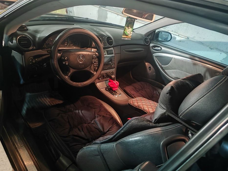 Мерцедес CLK 270 2005 год.