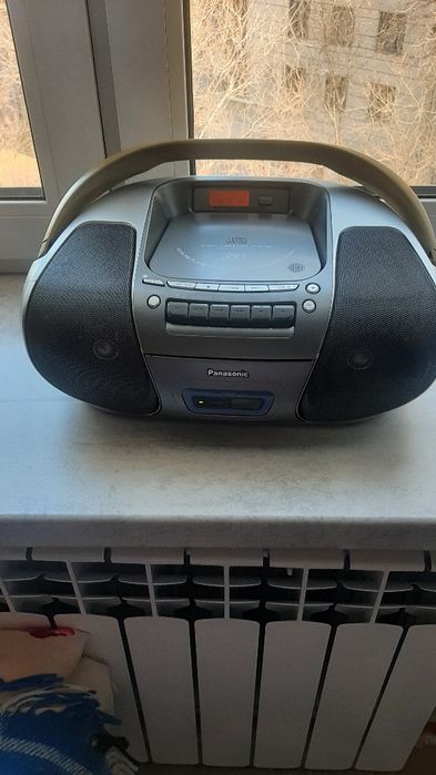 Магнитофон Panasonic
