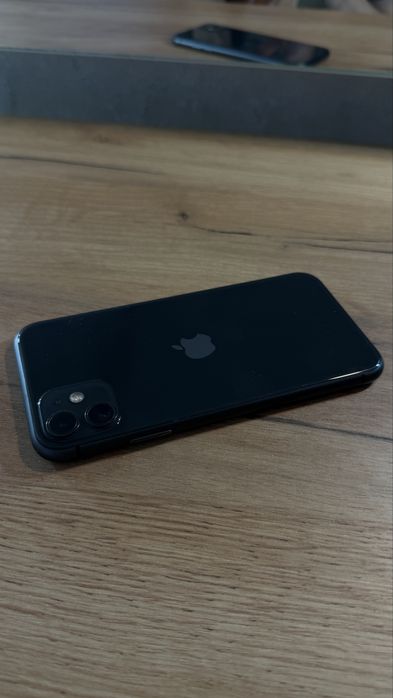 Продам iphone 11