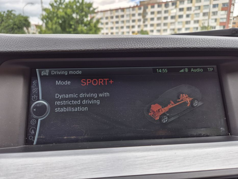 Актуализация на  карти, монтаж на ANDROID и CarPlay модули на BMW