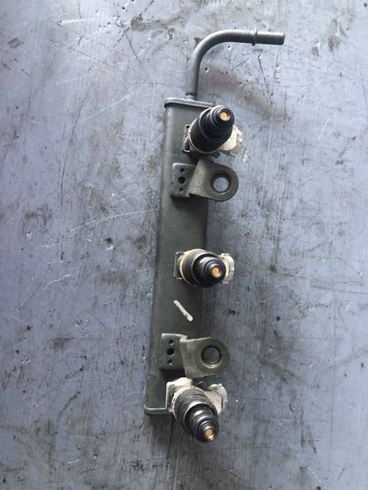 Injector mitsubishi colt 2005 1.1 b