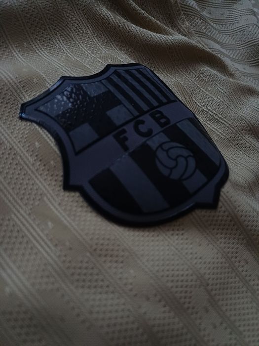 Tricou NOU CU ETICHETA barcelona × kobe