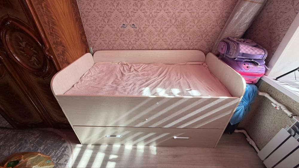 Детская двуспальная кровать