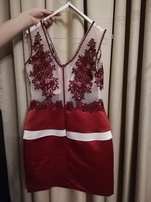 Rochie ocazie deosebita