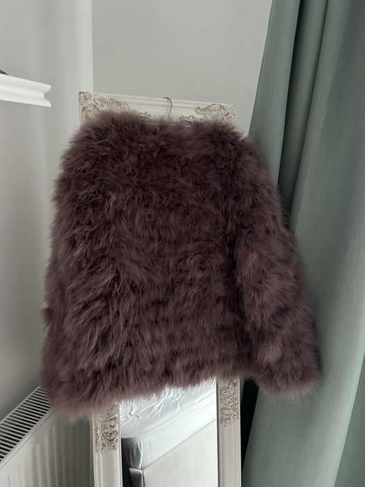 Blana din pene struț