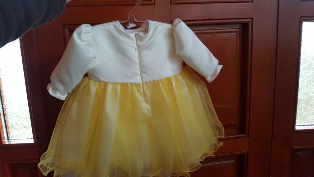 Rochița botez nouă, ivory cu galben, cu pantalonasi