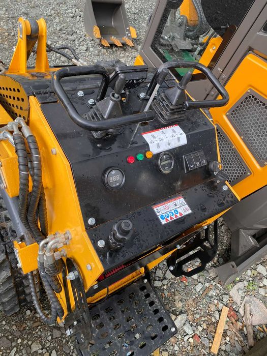 Incarcator frontal Macao YT180