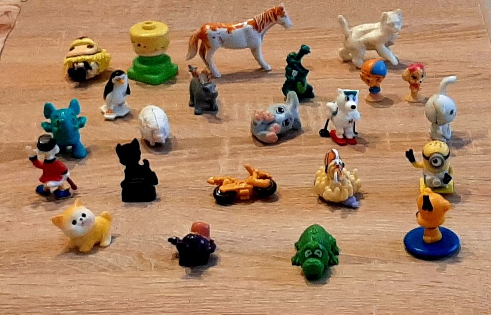 Мини играчки от яйцакрасива блузка-слонче,ръчно плетиво до3год,