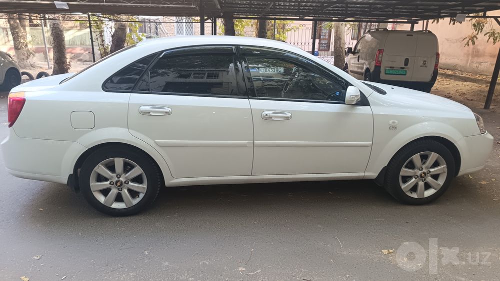 Продам Лачетти 1,8