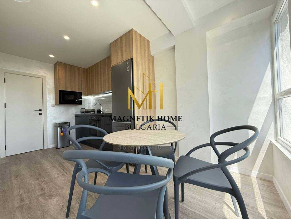 Дава се под наем Тристаен апартамент в Бургас, Лазур - 100 кв.м за 1683 € - Снимка #14