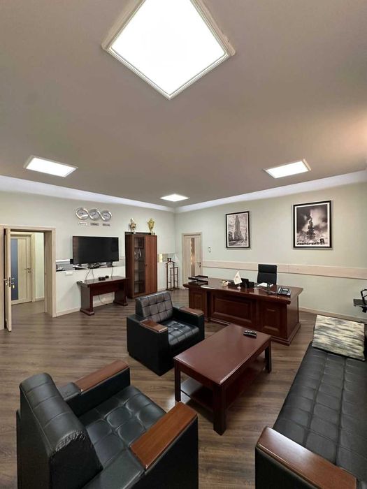 Срочно Продаю Здание с огромной территорией 60 cот - 2545м2, Greenwich