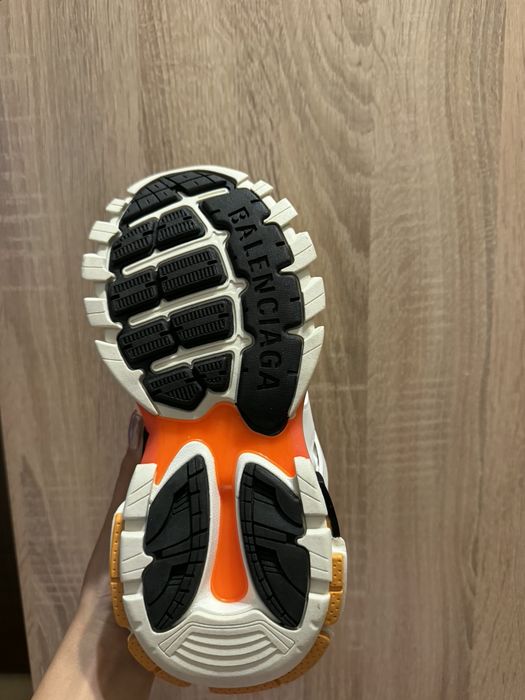 Balenciaga Track