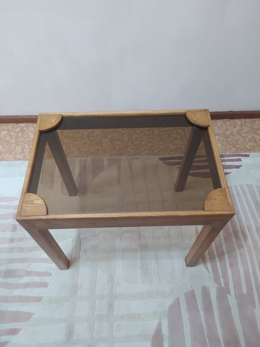 Чайный столик ручной работы