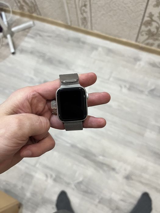 Продам apple watch
