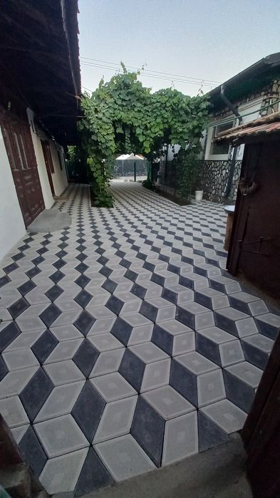 Pavaj și piatra decorativa