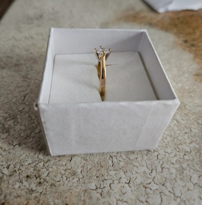 Vand inel din aur de 14k