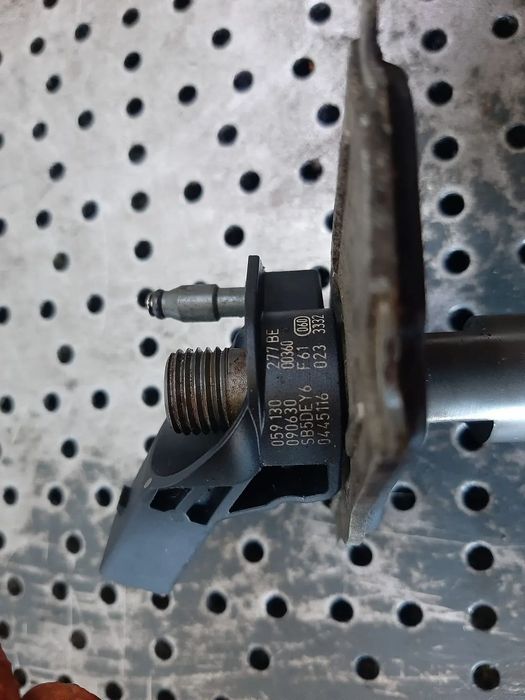 injector 2.7 tdi 3.0 tdi audi a4 b8 audi a5 audi a6 c6 4f  audi q5 059130277be  0445116023
